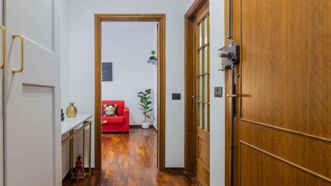 Porta Nuova Centro Elegante Suite Con Wifi 都灵 外观 照片