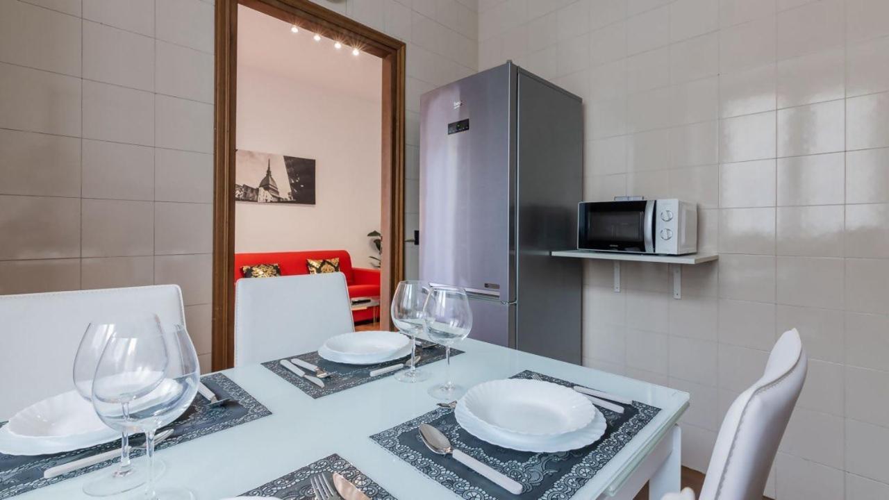 Porta Nuova Centro Elegante Suite Con Wifi 都灵 外观 照片
