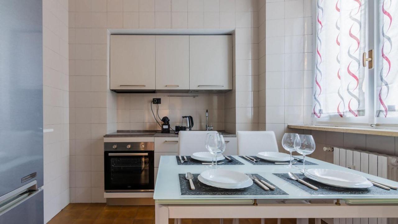 Porta Nuova Centro Elegante Suite Con Wifi 都灵 外观 照片